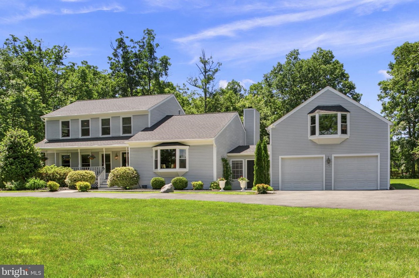 12415 Rochester Dr, Fairfax VA  22030-6417 exterior