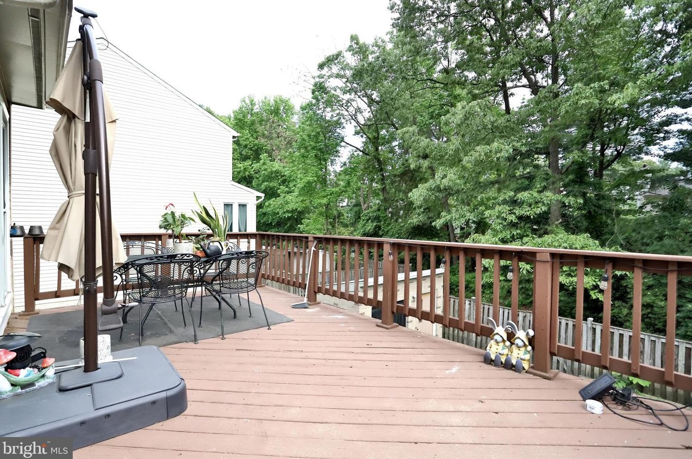 14637 Battery Ridge Ln, Centreville VA  20120-2889 exterior