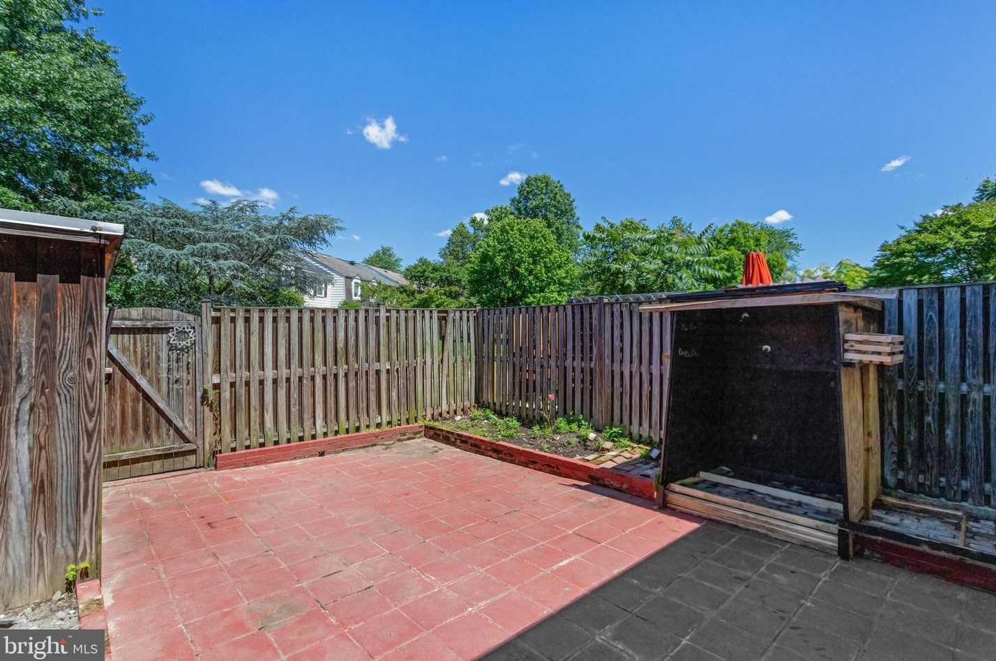 6600 Indian Trl Ct, Alexandria VA 22310-2411 exterior