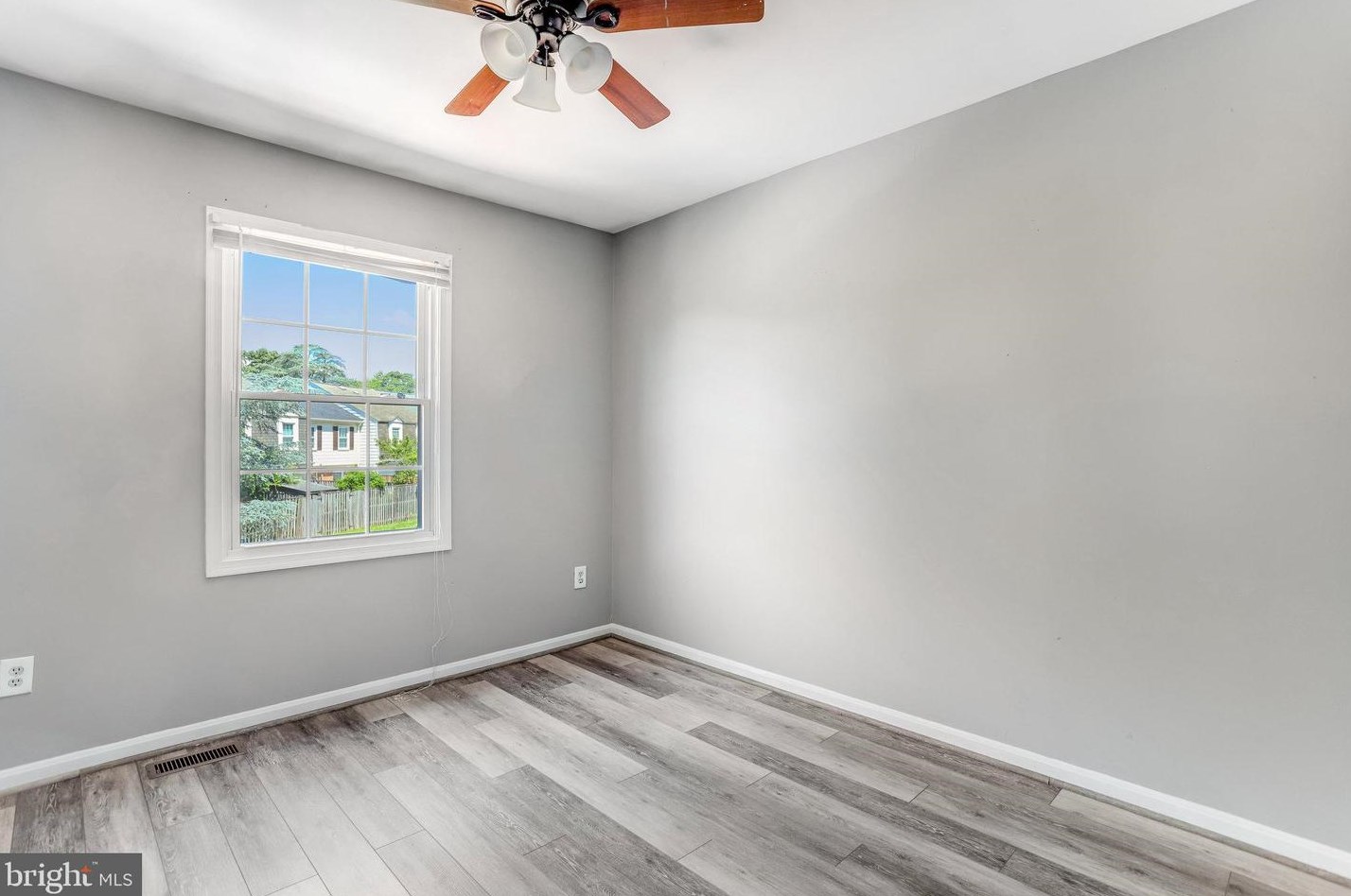 6600 Indian Trl Ct, Alexandria VA 22310-2411 exterior