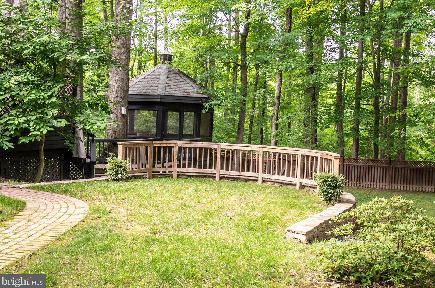 5306 Mt Vernon Memorial Hwy, Alexandria VA 22309-3324 exterior