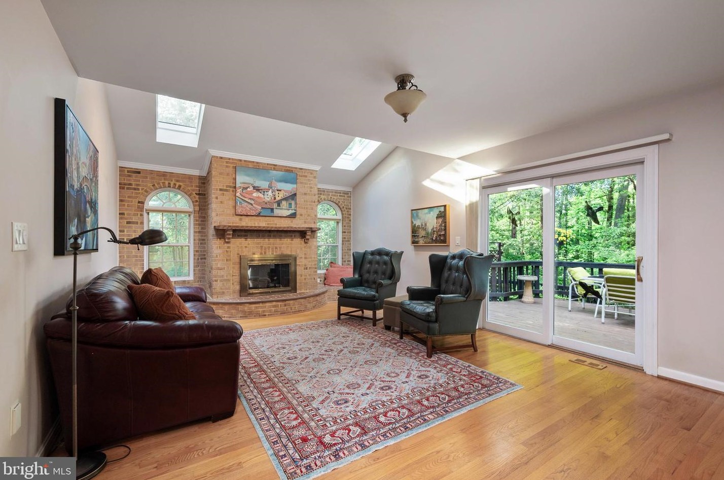 5306 Mt Vernon Memorial Hwy, Alexandria VA 22309-3324 exterior