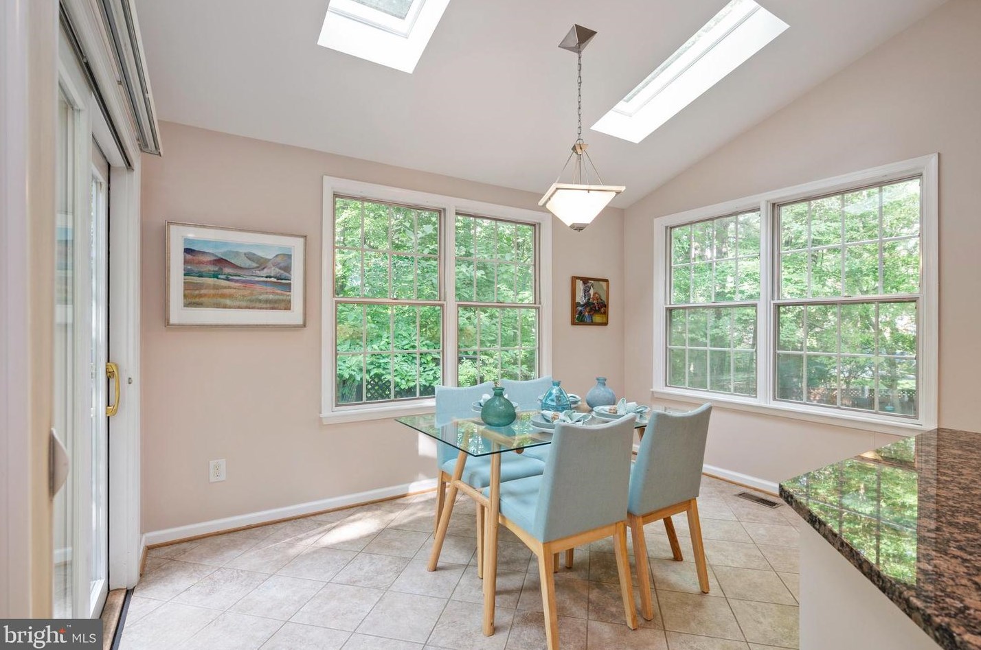 5306 Mt Vernon Memorial Hwy, Alexandria VA 22309-3324 exterior