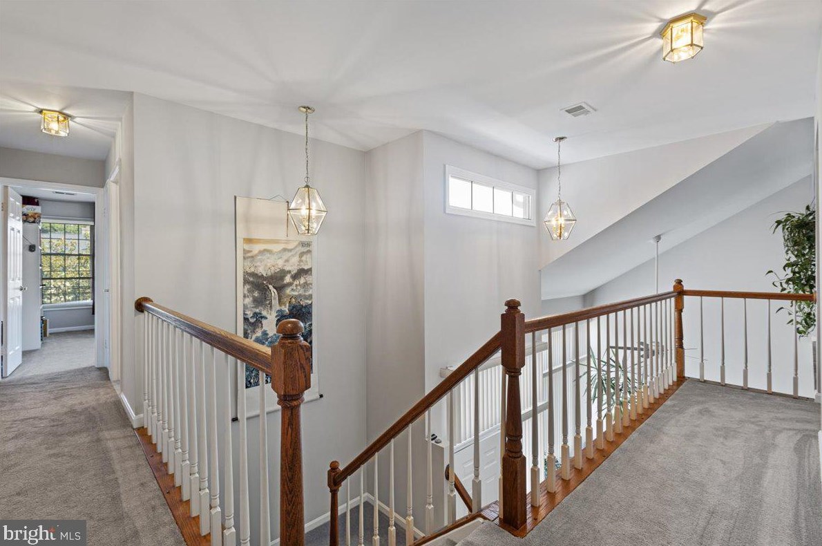 6510 Palisades Dr, Centreville VA  20121-3811 exterior