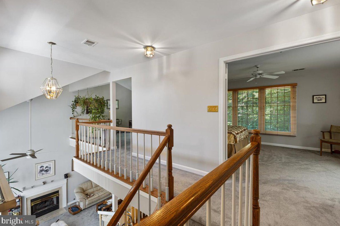 6510 Palisades Dr, Centreville VA  20121-3811 exterior