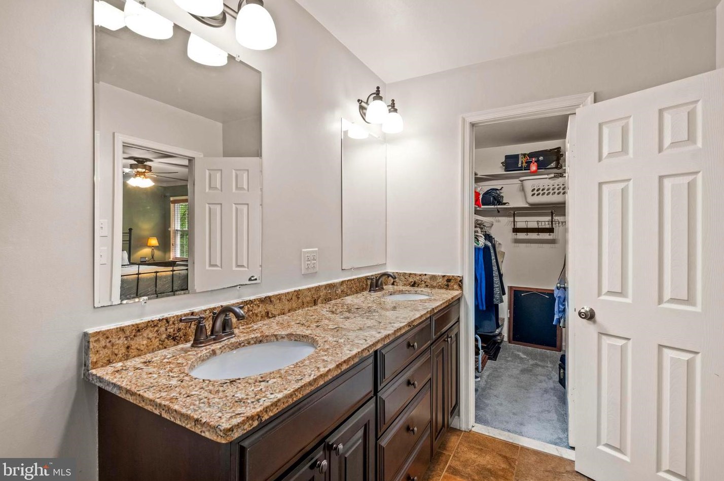 6211 Gentle Ln, Alexandria VA 22310-2260 exterior