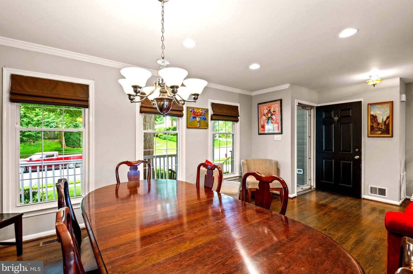 6211 Gentle Ln, Alexandria VA 22310-2260 exterior