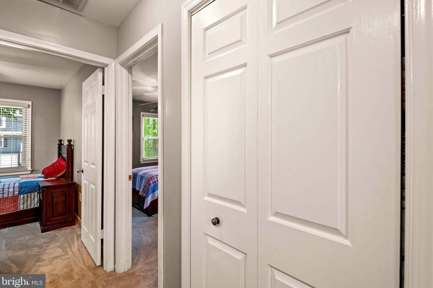 6211 Gentle Ln, Alexandria VA 22310-2260 exterior