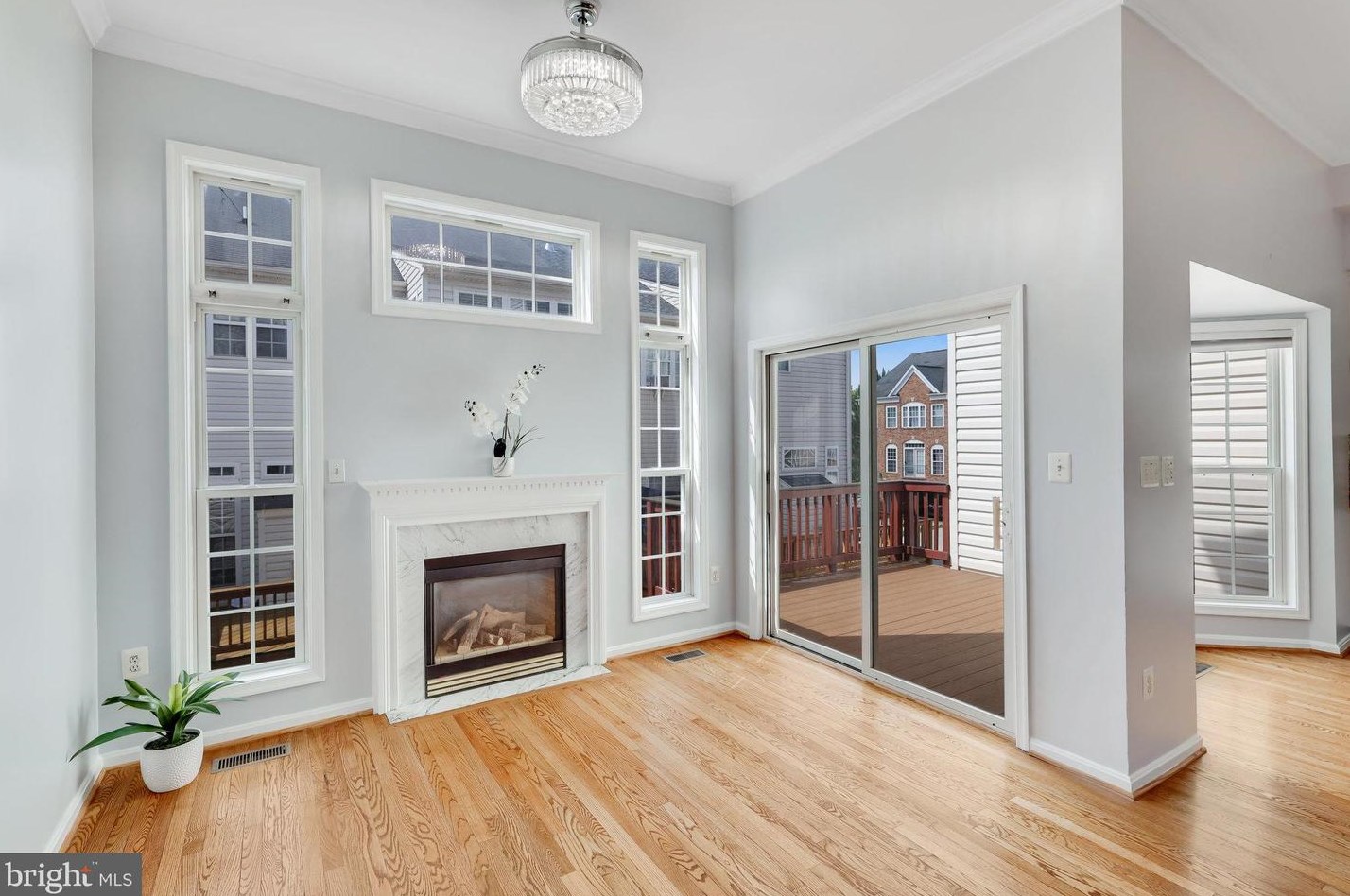 13565 Cedar Run Ln, Herndon VA 20171-3263 exterior