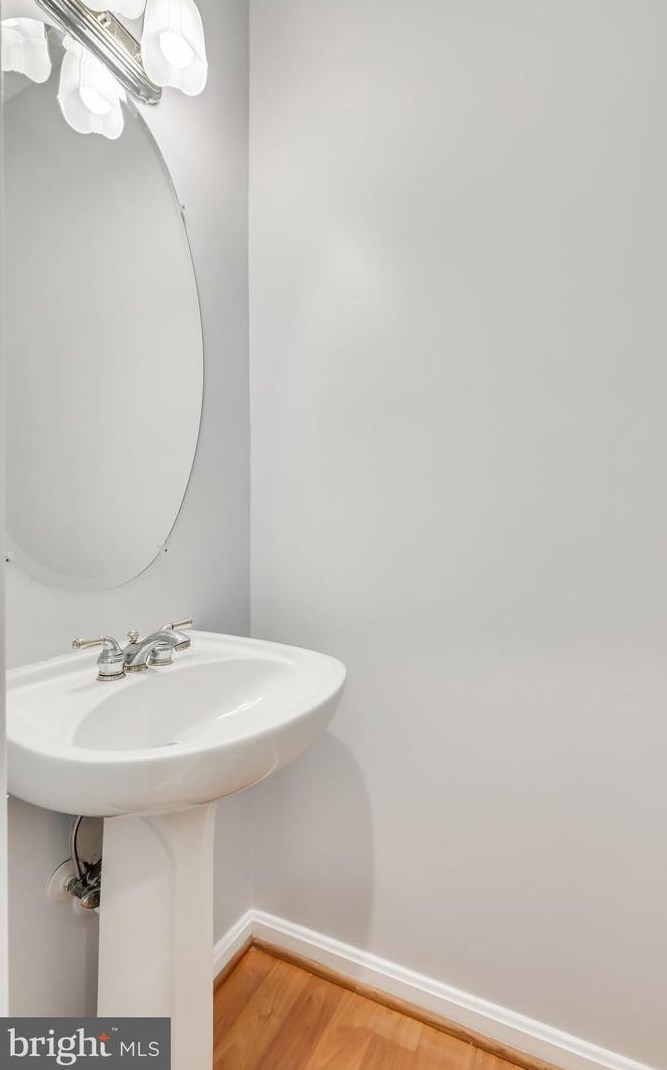 13565 Cedar Run Ln, Herndon VA 20171-3263 exterior