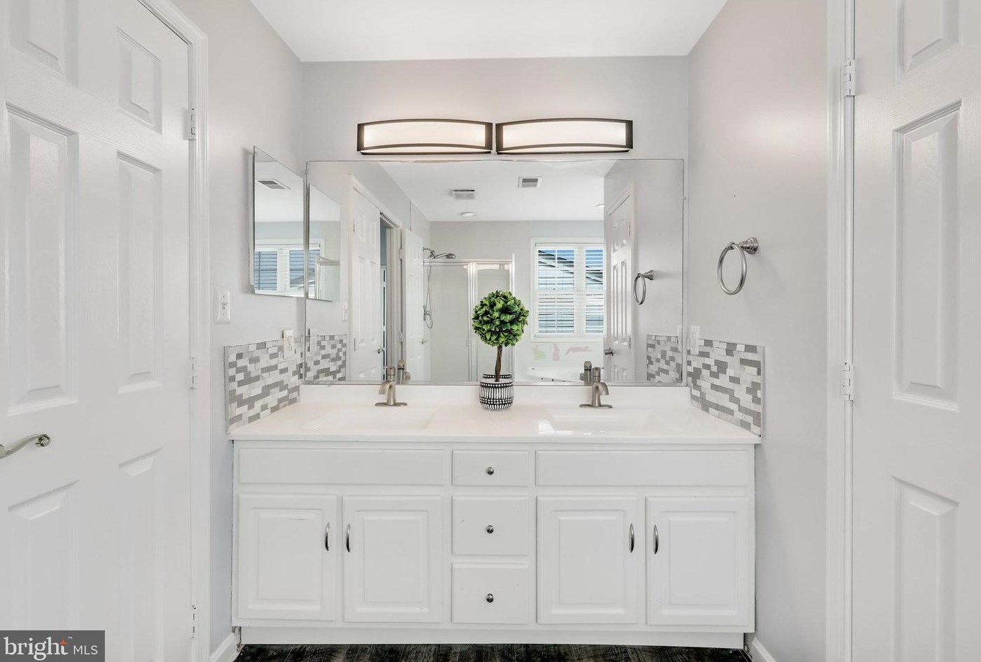 13565 Cedar Run Ln, Herndon VA 20171-3263 exterior