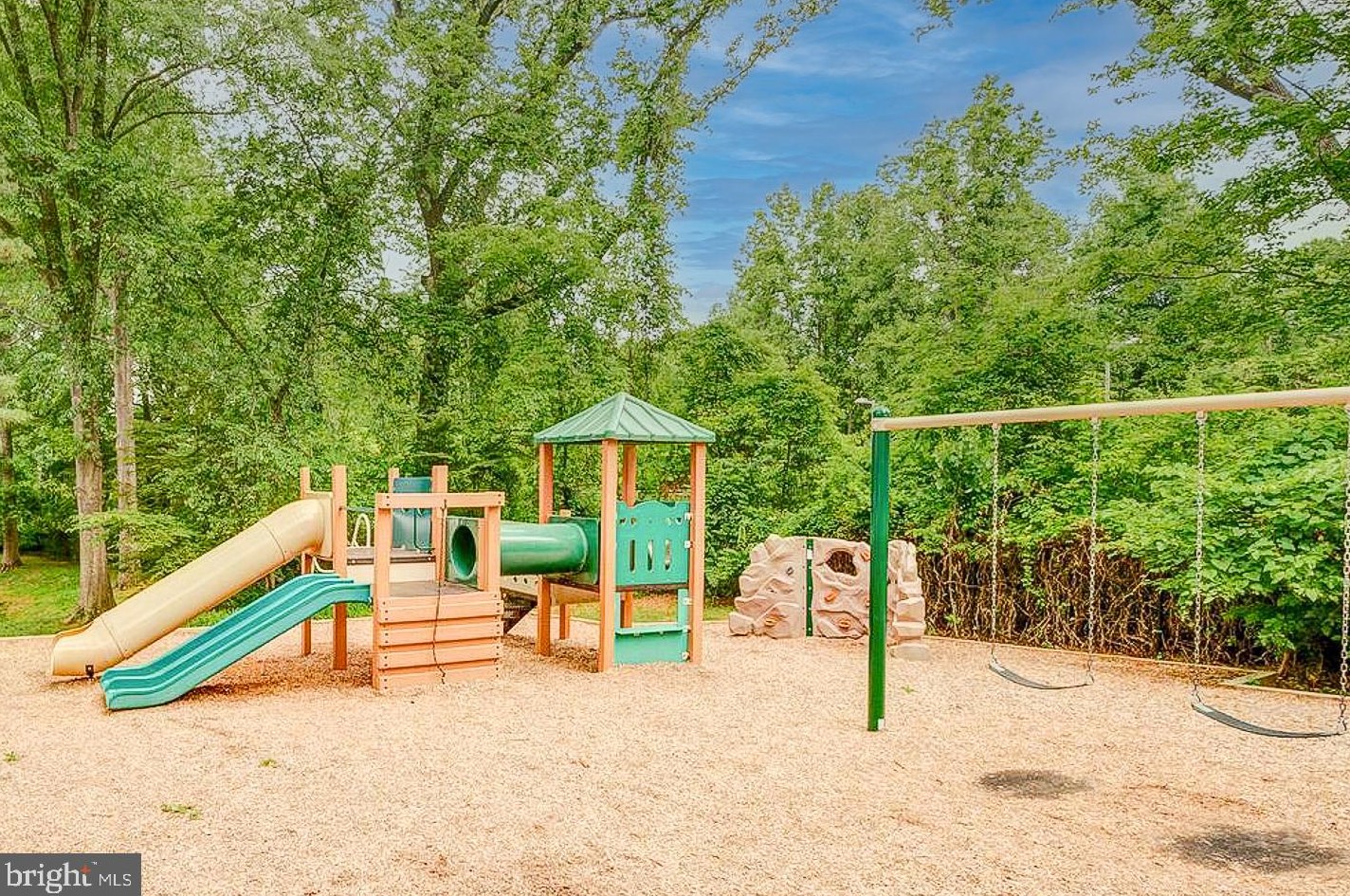 7640 Tremayne Pl, Mc Lean VA  22102-7615 exterior