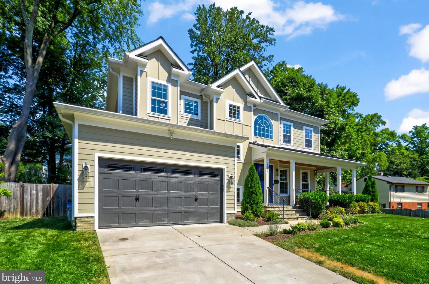 203 Tapawingo Rd, Vienna VA  22180-5975 exterior