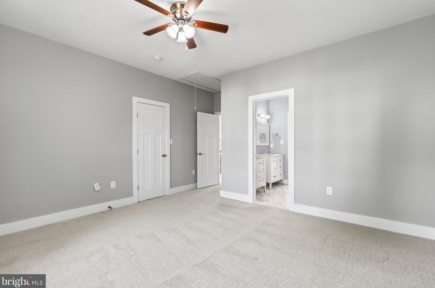 203 Tapawingo Rd, Vienna VA  22180-5975 exterior