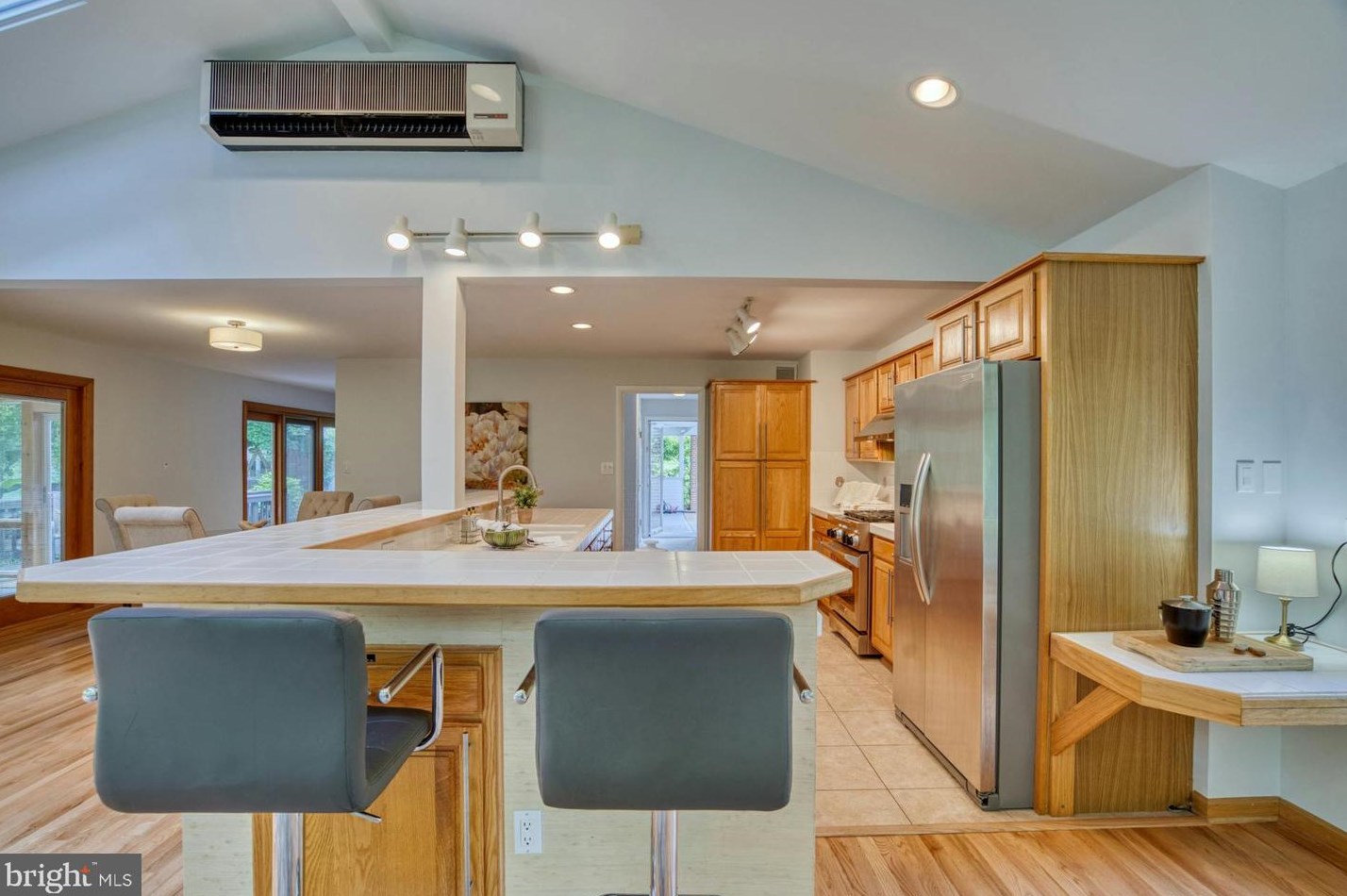 4201 Christine Pl, Alexandria VA 22311-1109 exterior