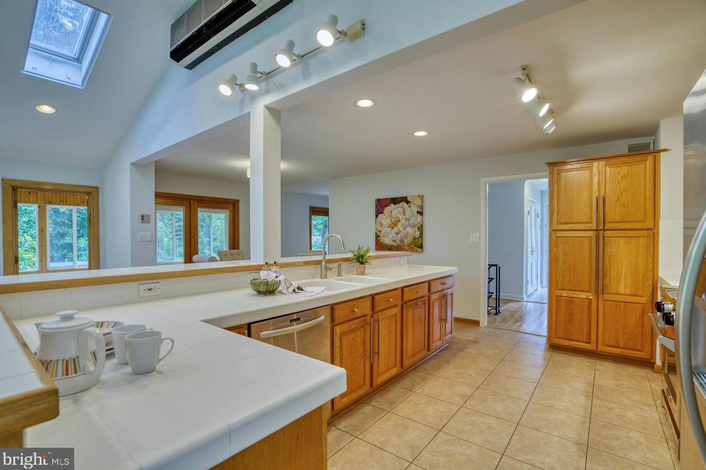 4201 Christine Pl, Alexandria VA 22311-1109 exterior