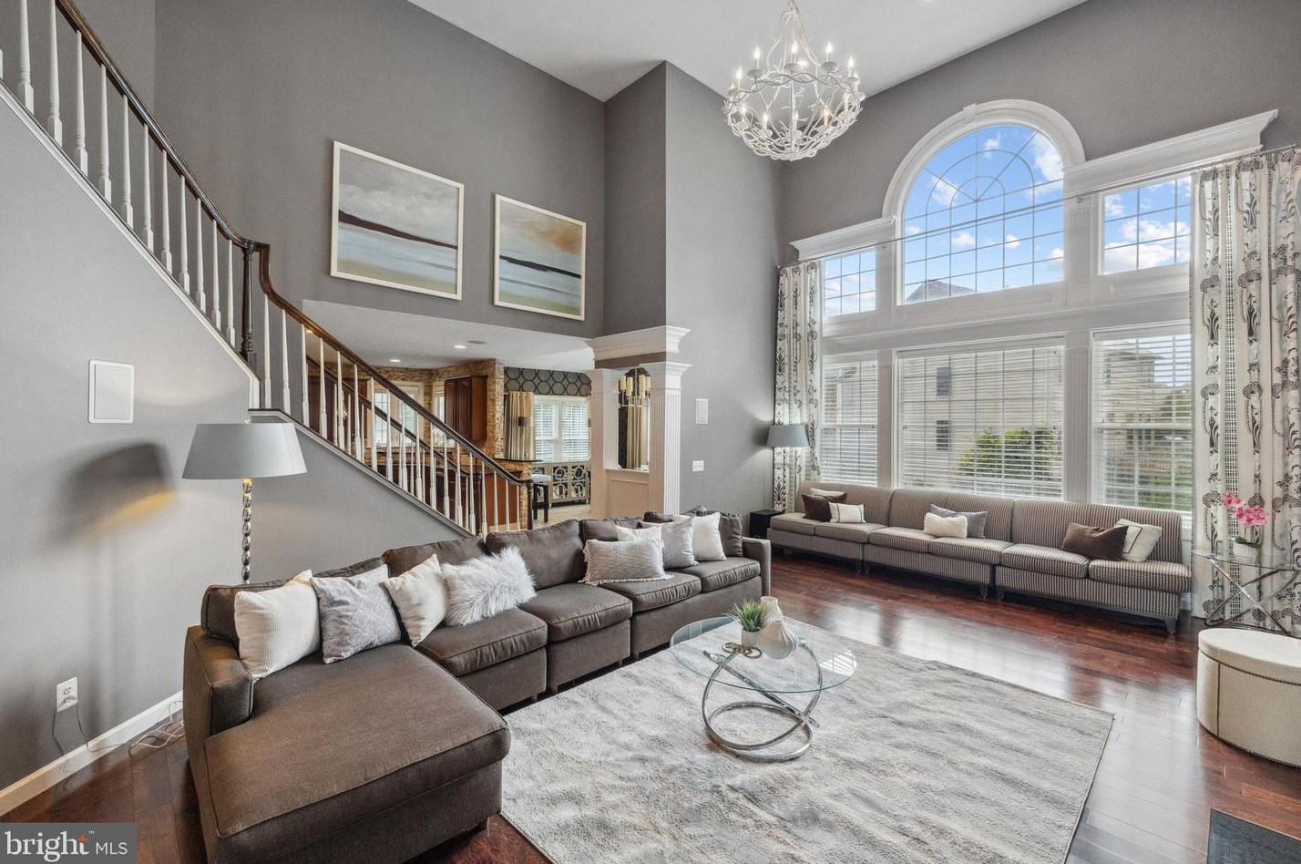 3991 Woodberry Mdw Dr, Fairfax VA  22033-2498 exterior