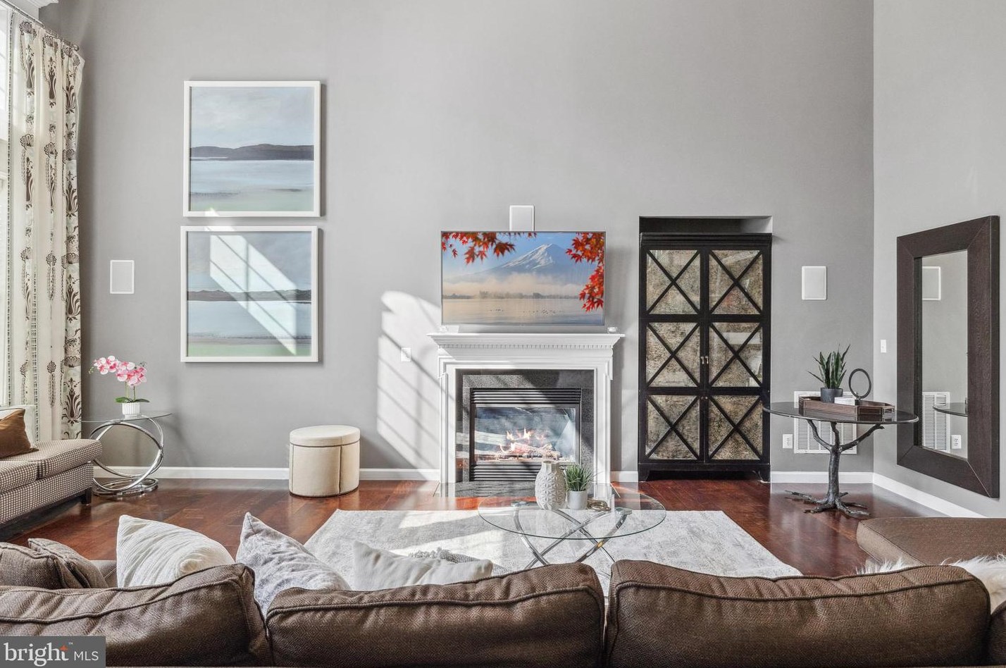 3991 Woodberry Mdw Dr, Fairfax VA  22033-2498 exterior