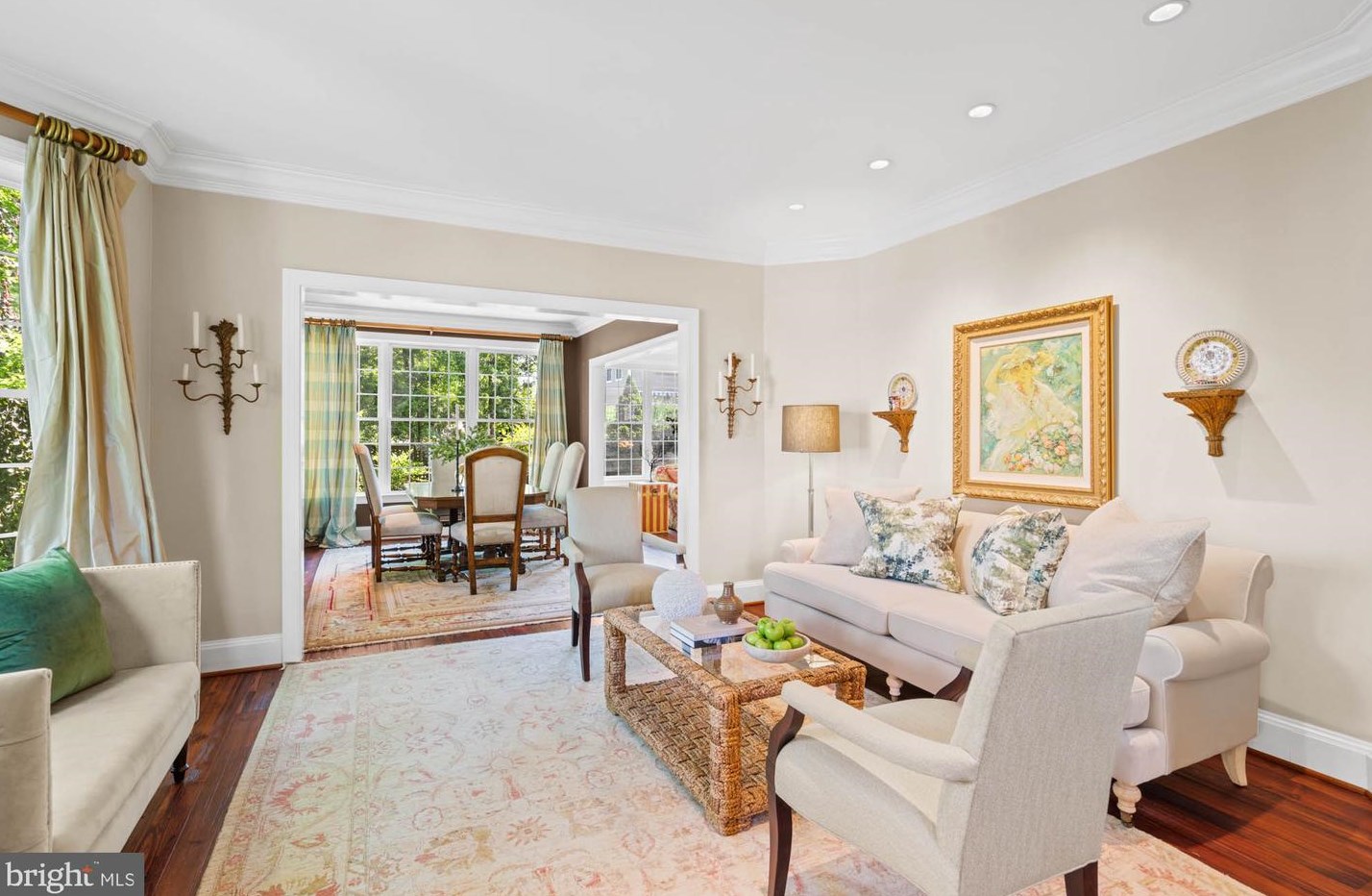 1249 Beverly Rd, Mc Lean VA 22101-2802 exterior