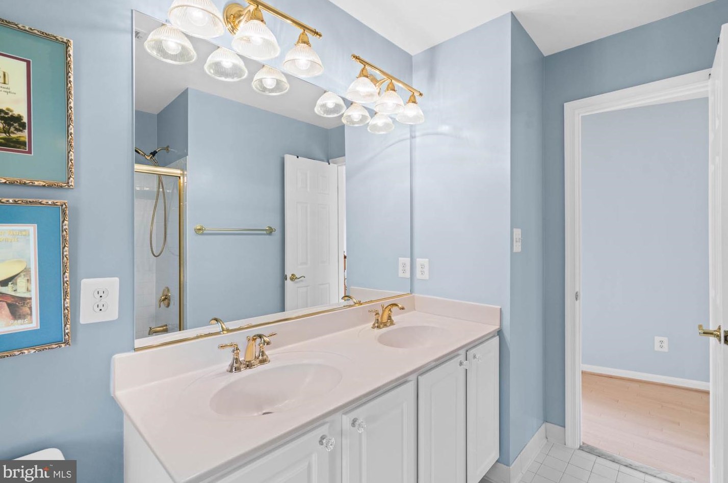 1249 Beverly Rd, Mc Lean VA 22101-2802 exterior