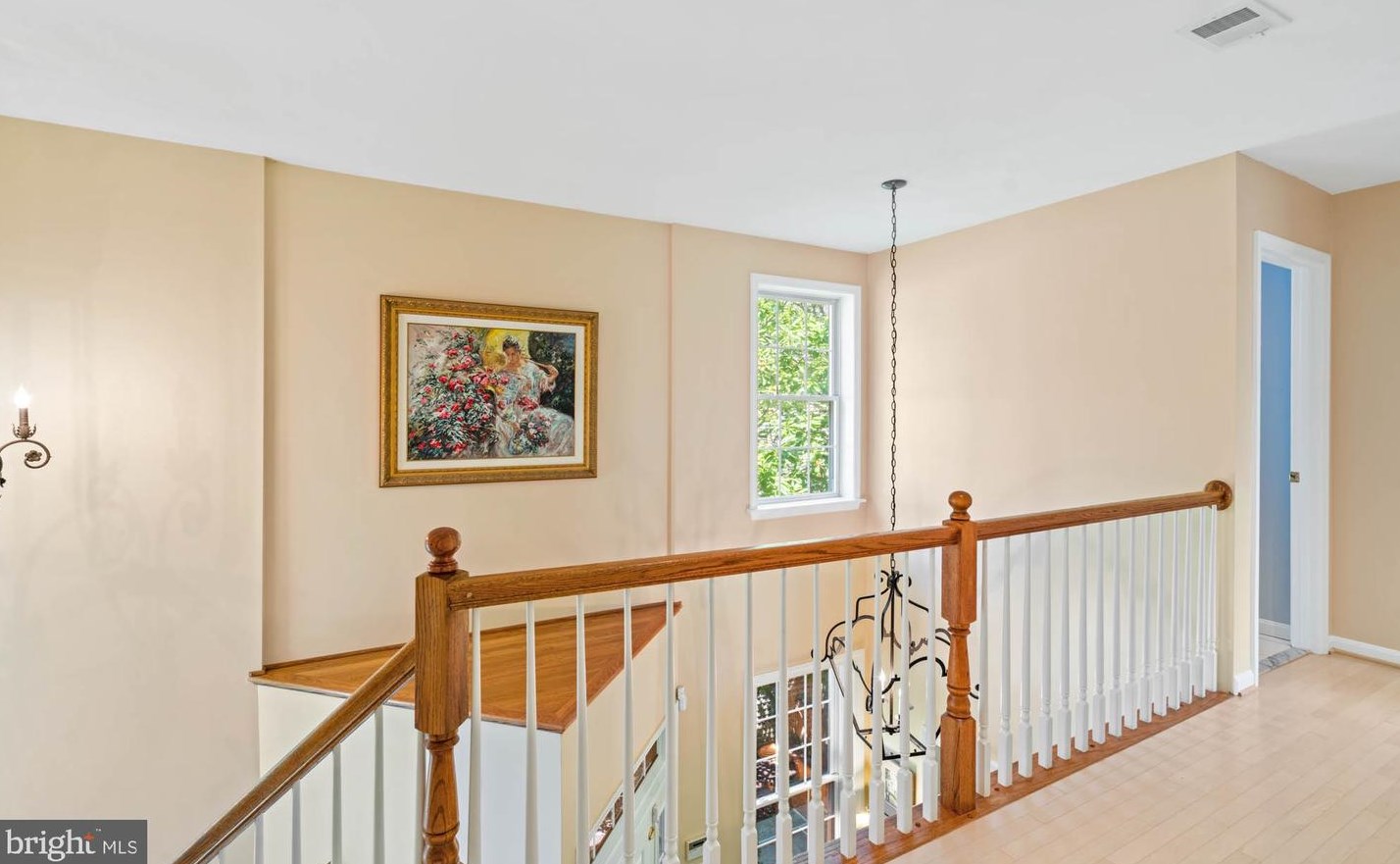 1249 Beverly Rd, Mc Lean VA 22101-2802 exterior