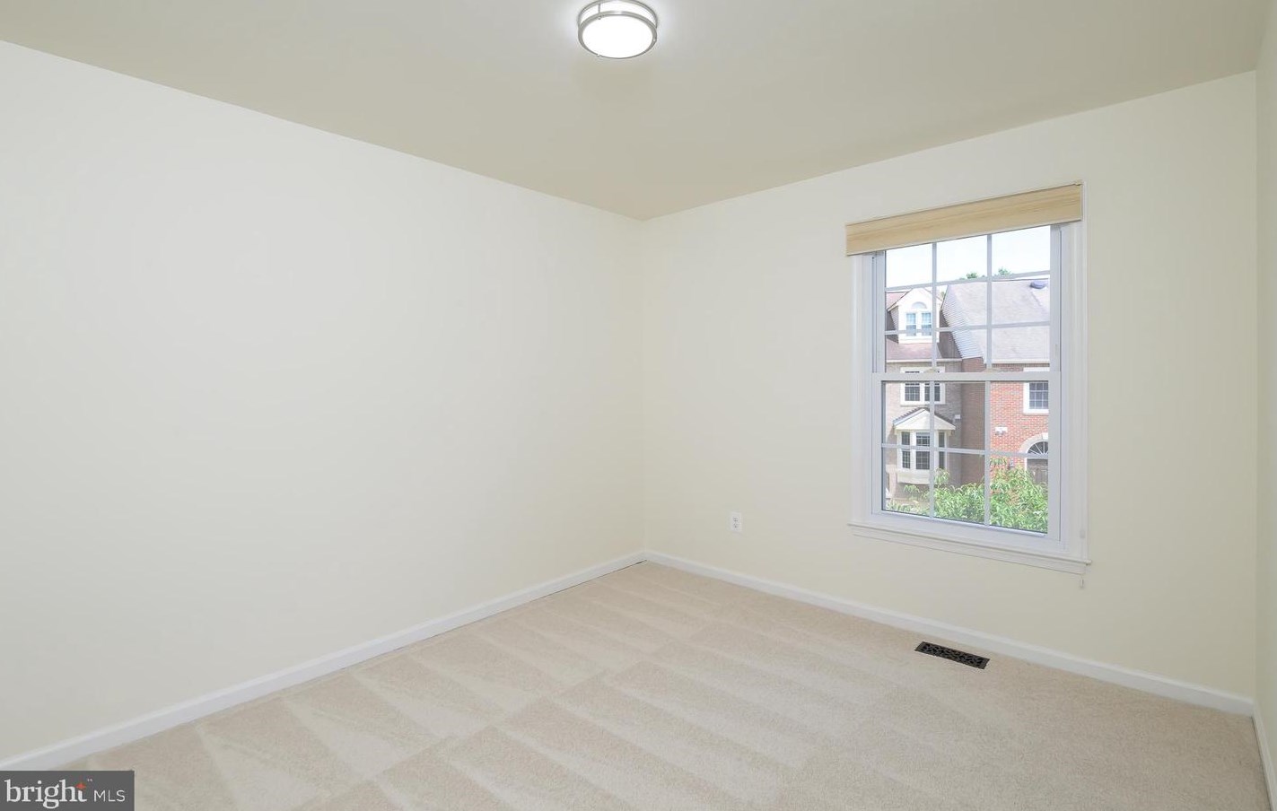 3783 Inverness Rd, Fairfax VA 22033-4648 exterior