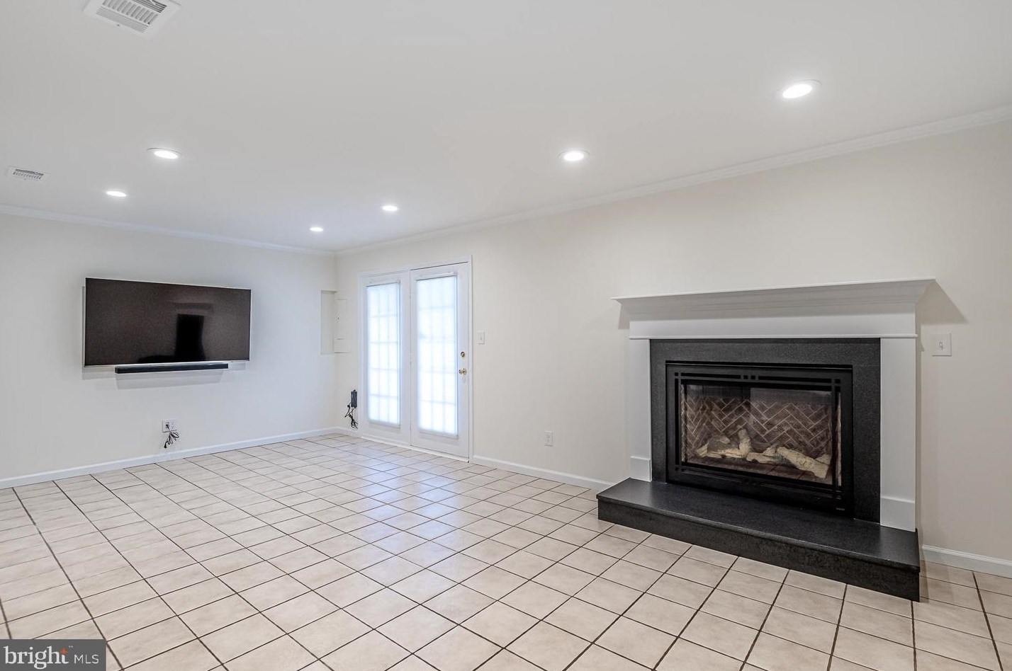 3783 Inverness Rd, Fairfax VA 22033-4648 exterior