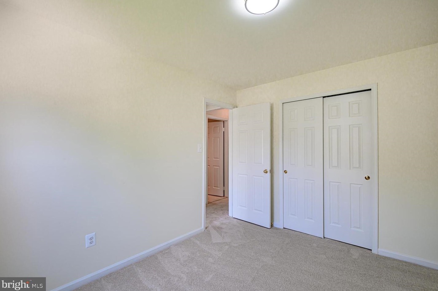 3783 Inverness Rd, Fairfax VA 22033-4648 exterior