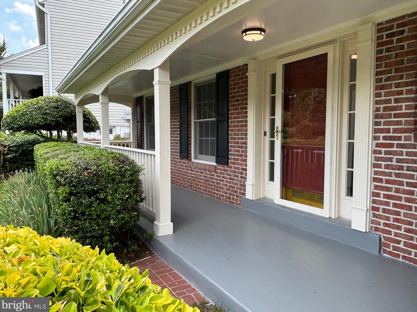 4308 Poplar Branch Dr, Fairfax VA  20151-2538 exterior