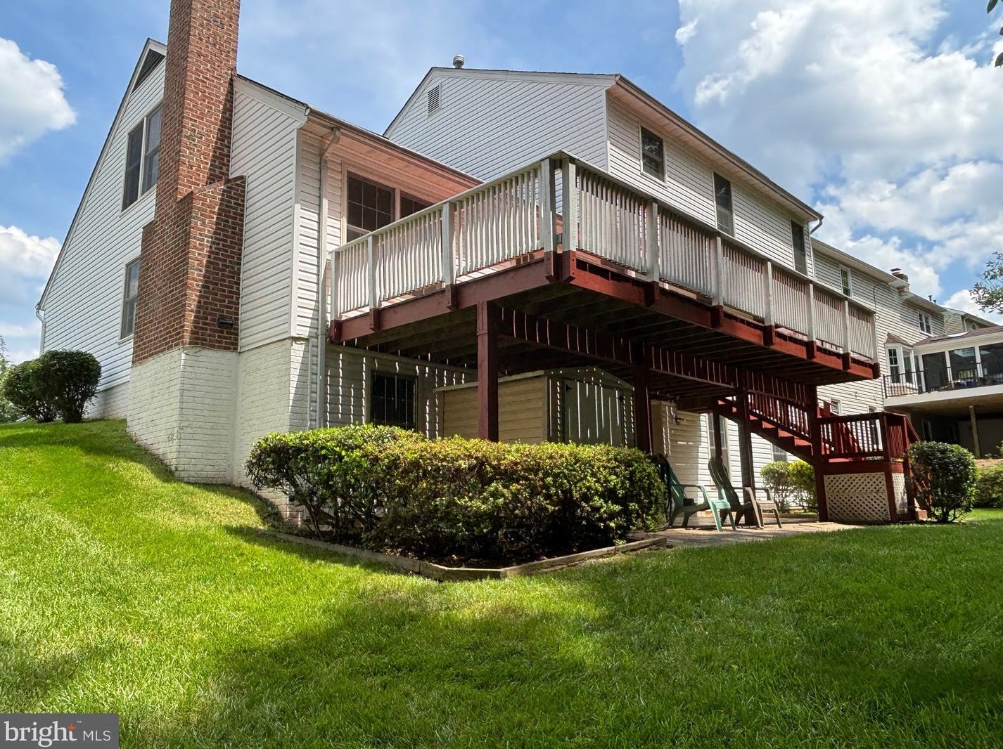 4308 Poplar Branch Dr, Fairfax VA  20151-2538 exterior