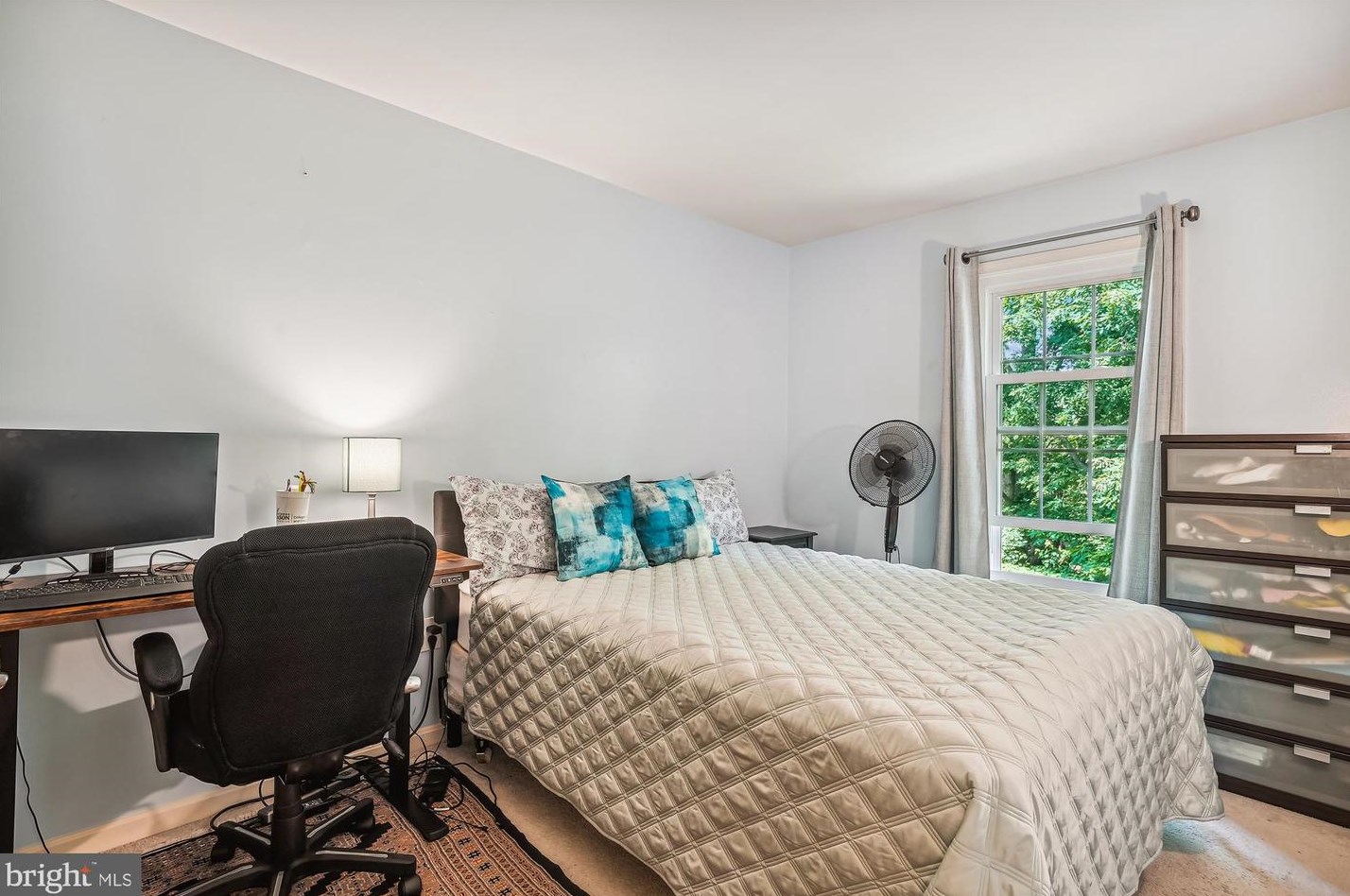 7037 Ashleigh Mnr Ct, Alexandria VA 22315-4757 exterior