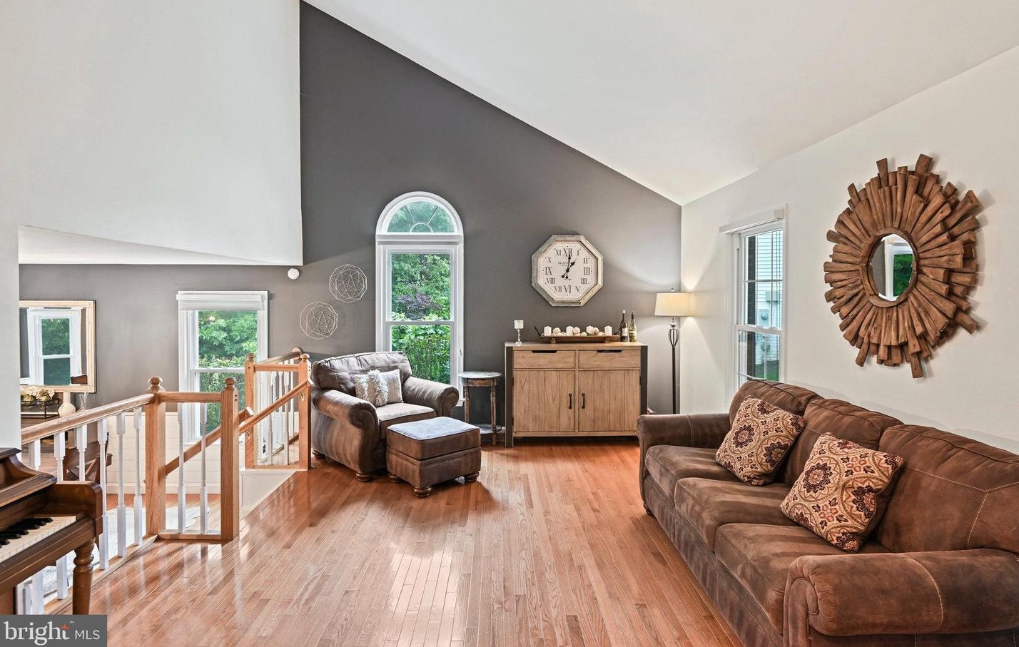 5252 Glen Meadow Rd, Centreville VA  20120-1354 exterior