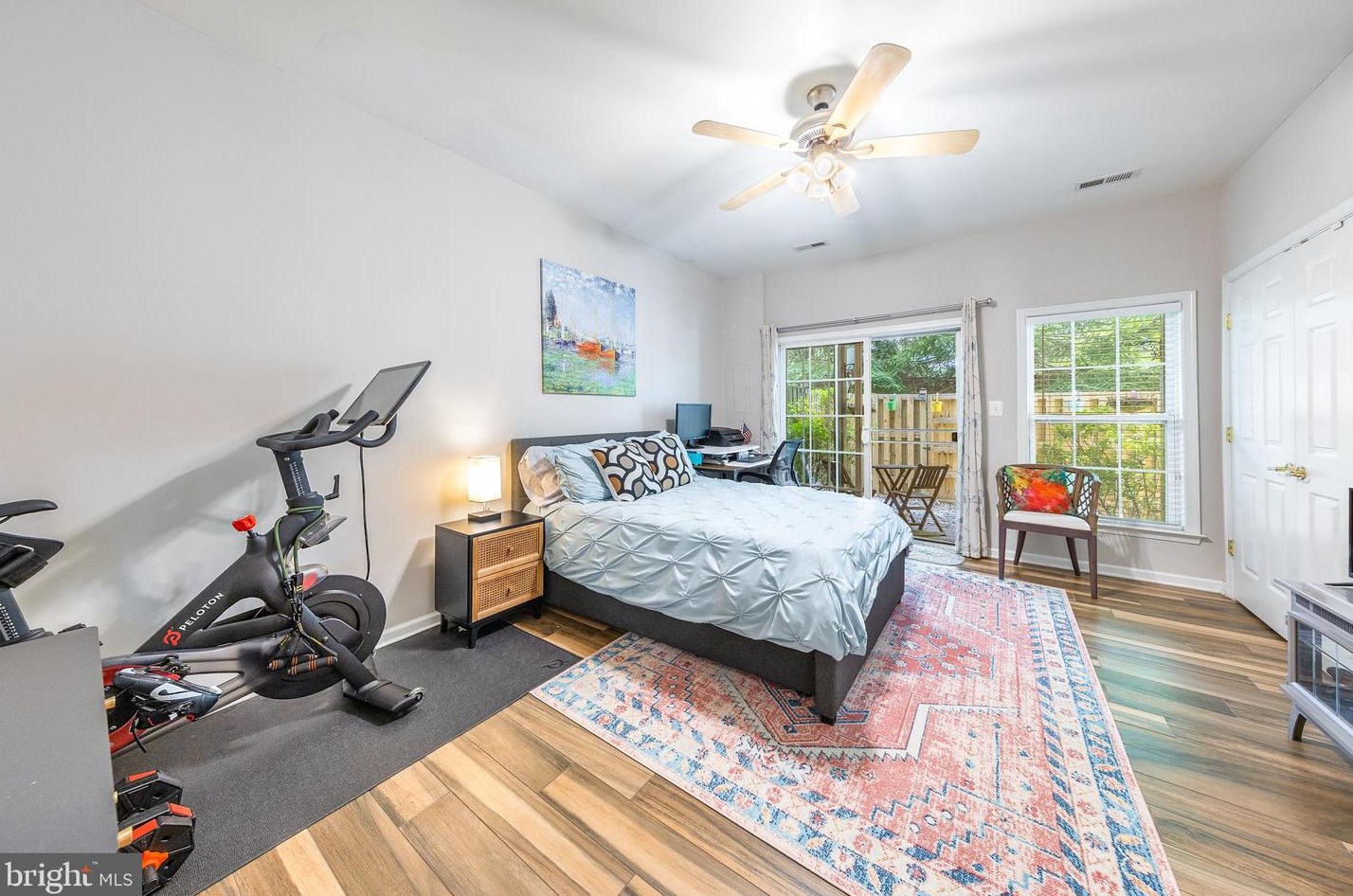 11425 Log Rdg Dr, Fairfax VA  22030-8528 exterior