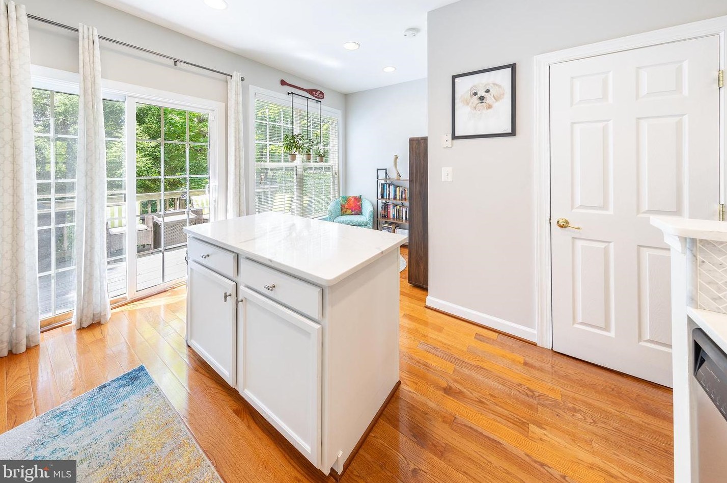 11425 Log Rdg Dr, Fairfax VA  22030-8528 exterior