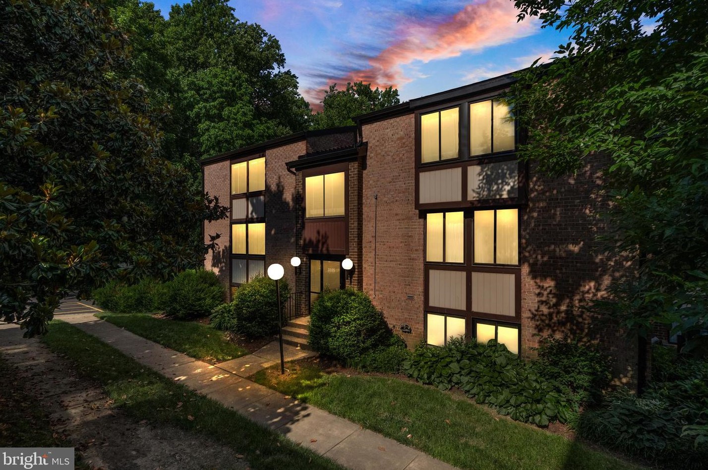 3105 Buccaneer Ct, Fairfax VA  22031-5005 exterior