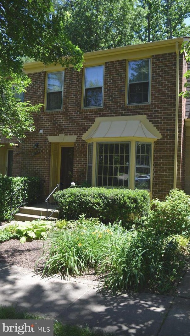 4723 Gainsborough Dr, Fairfax VA 22032-2380 exterior