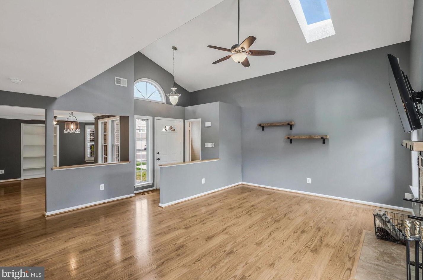 7465 Cross Gate Ln, Alexandria VA 22315-4621 exterior