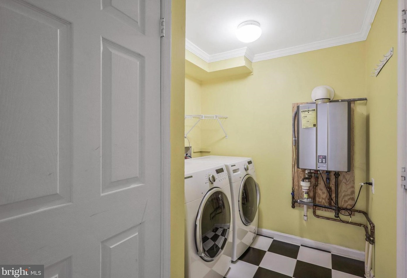 7465 Cross Gate Ln, Alexandria VA 22315-4621 exterior