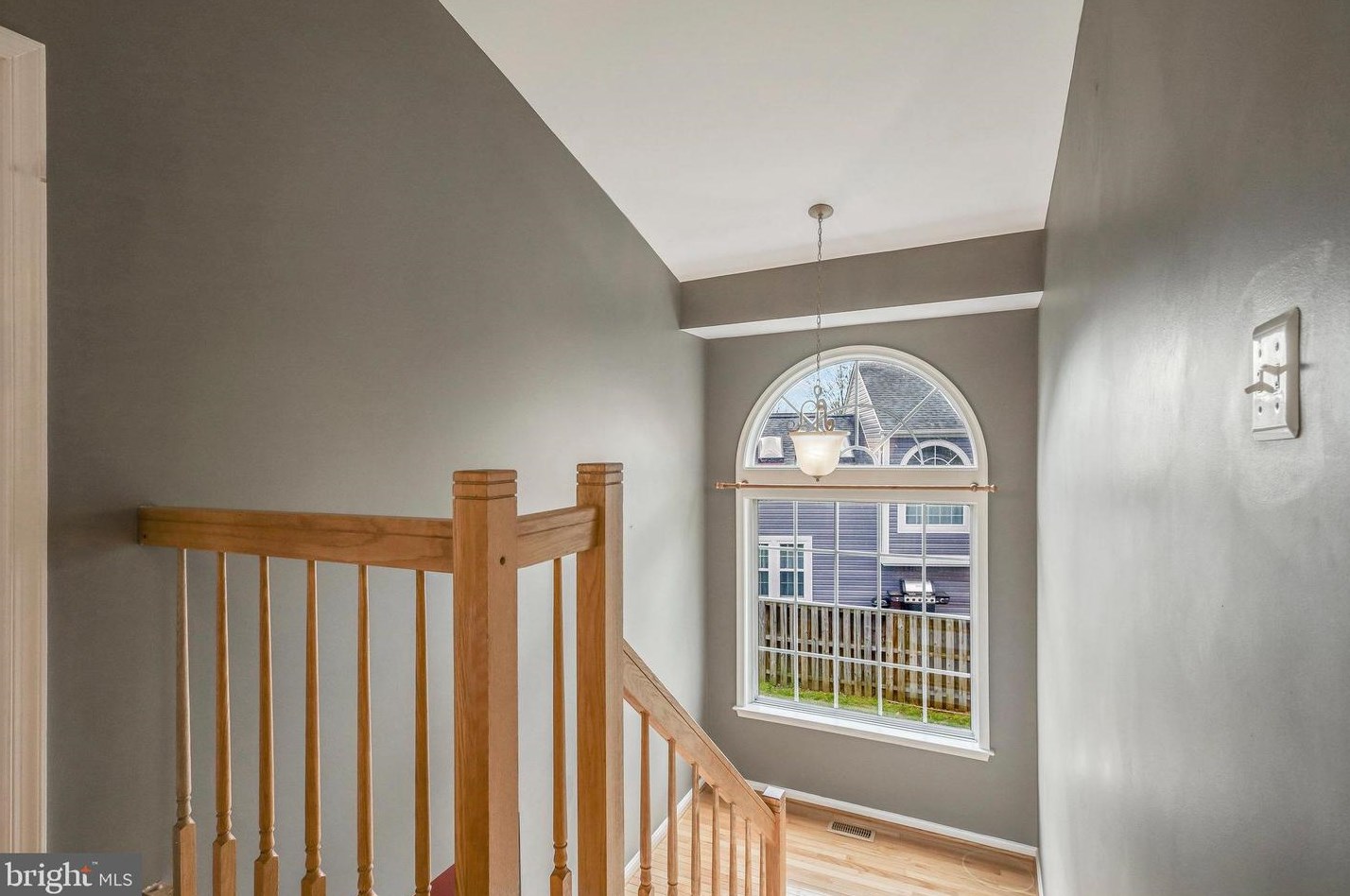 7465 Cross Gate Ln, Alexandria VA 22315-4621 exterior