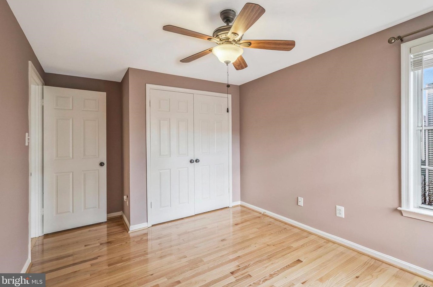 7465 Cross Gate Ln, Alexandria VA 22315-4621 exterior