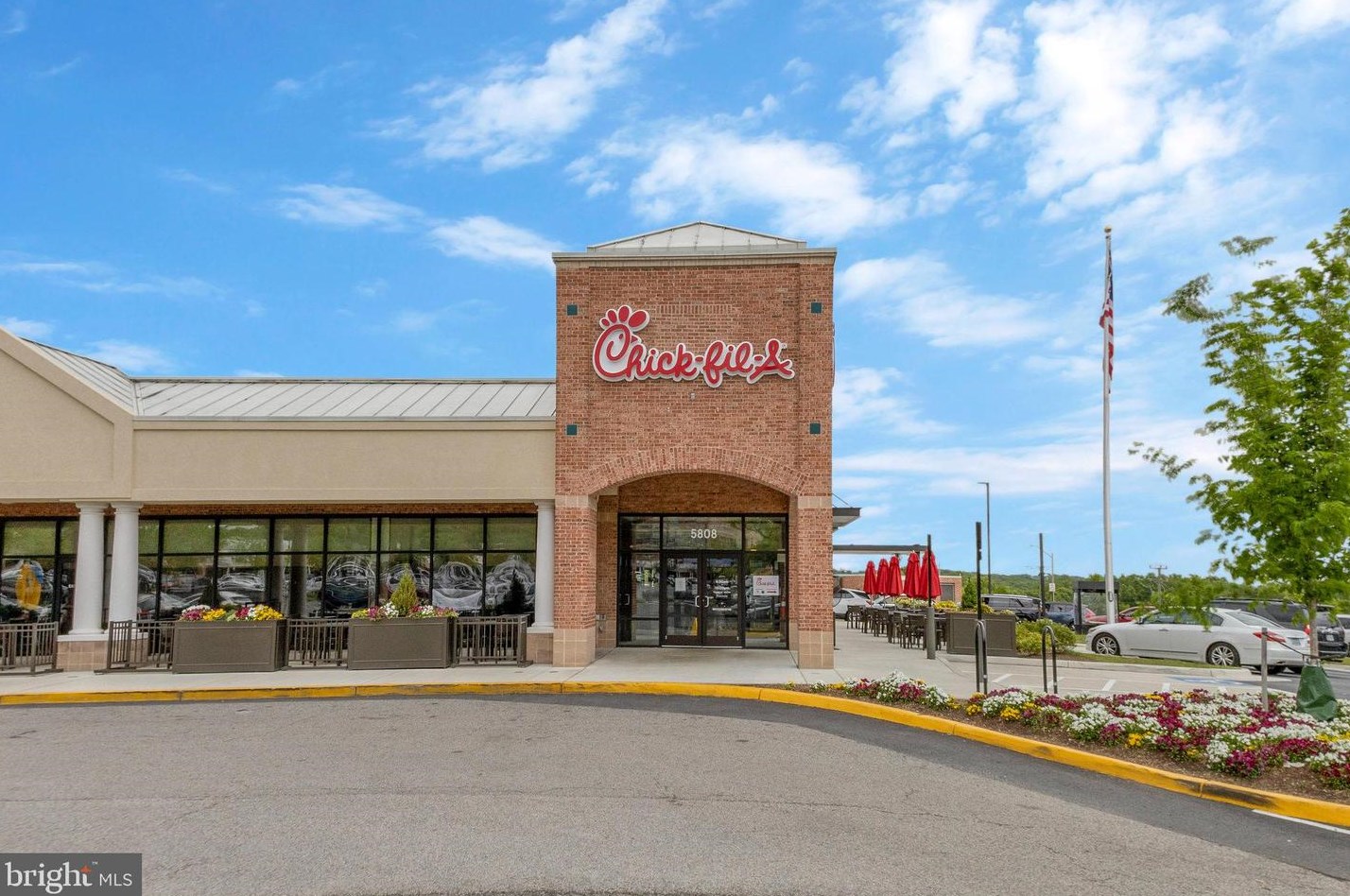 7465 Cross Gate Ln, Alexandria VA 22315-4621 exterior