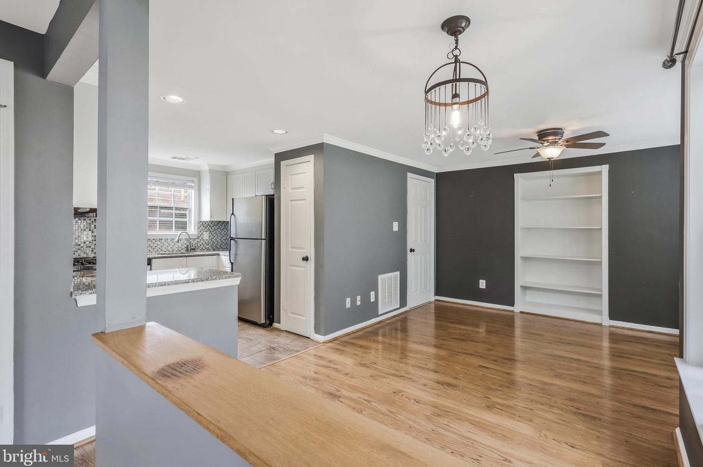 7465 Cross Gate Ln, Alexandria VA 22315-4621 exterior