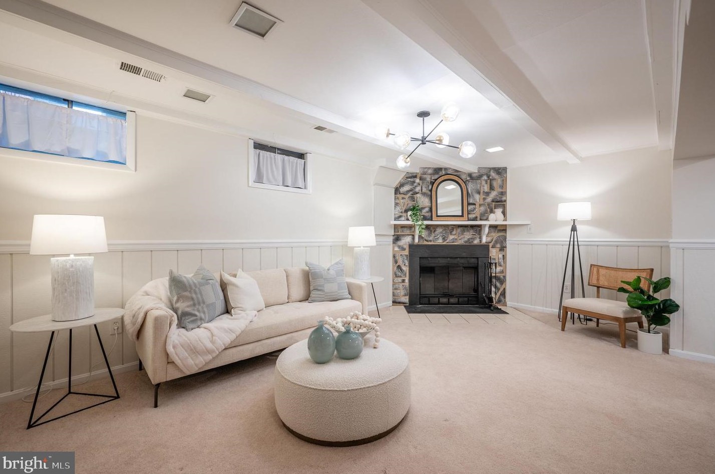 8474 Blue Oak Ct, Springfield VA  22153-3558 exterior