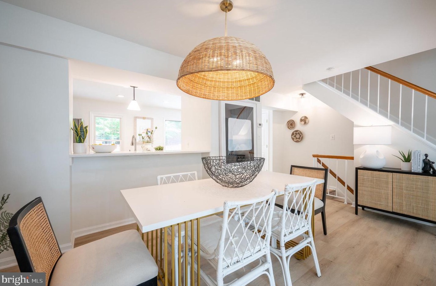 8474 Blue Oak Ct, Springfield VA  22153-3558 exterior