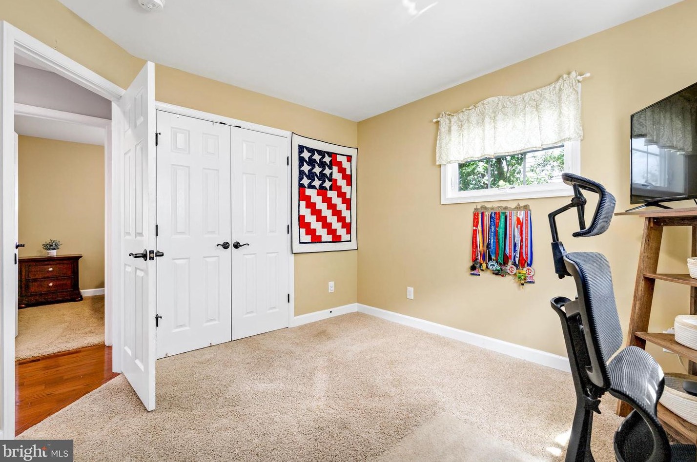 6619 Cavalier Dr, Alexandria VA 22307-1307 exterior