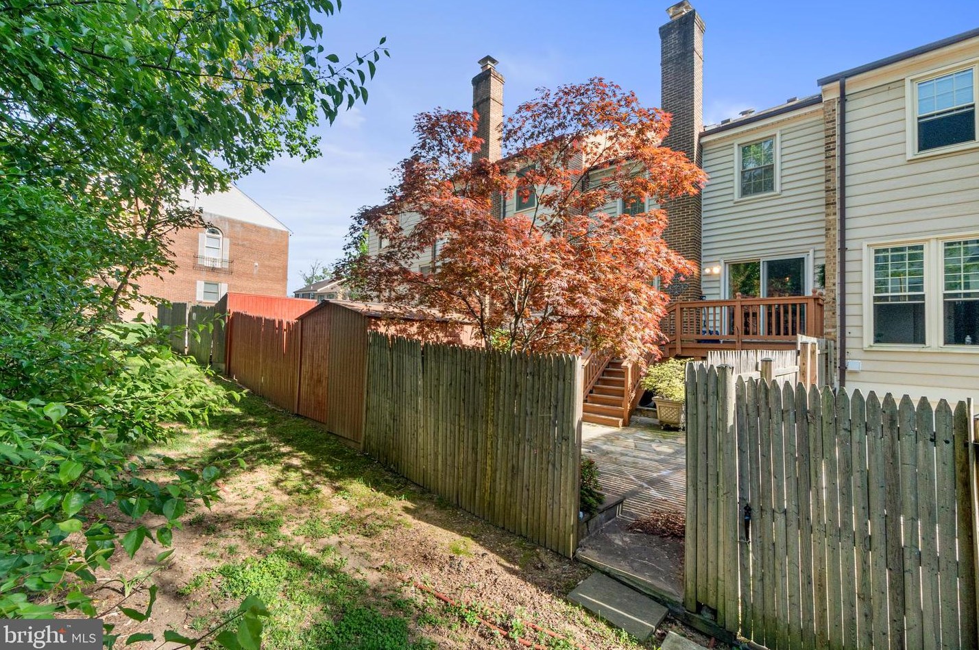 7720 Bristol Sq Ct, Springfield VA  22153-3120 exterior