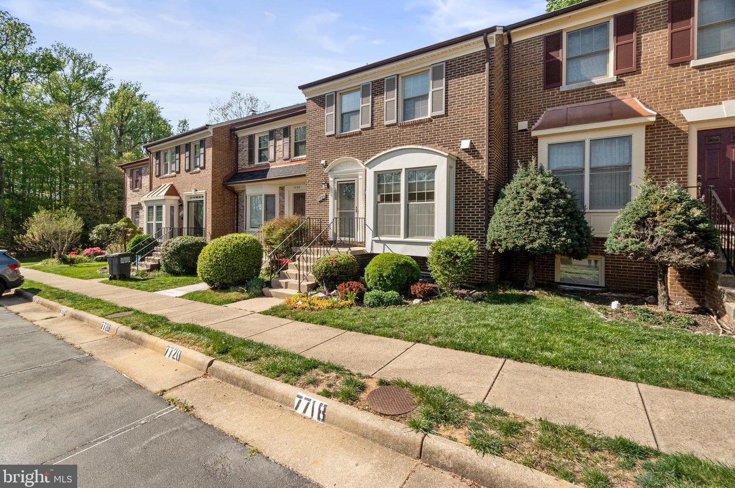 7720 Bristol Square Ct, Springfield VA  22153-3120 exterior