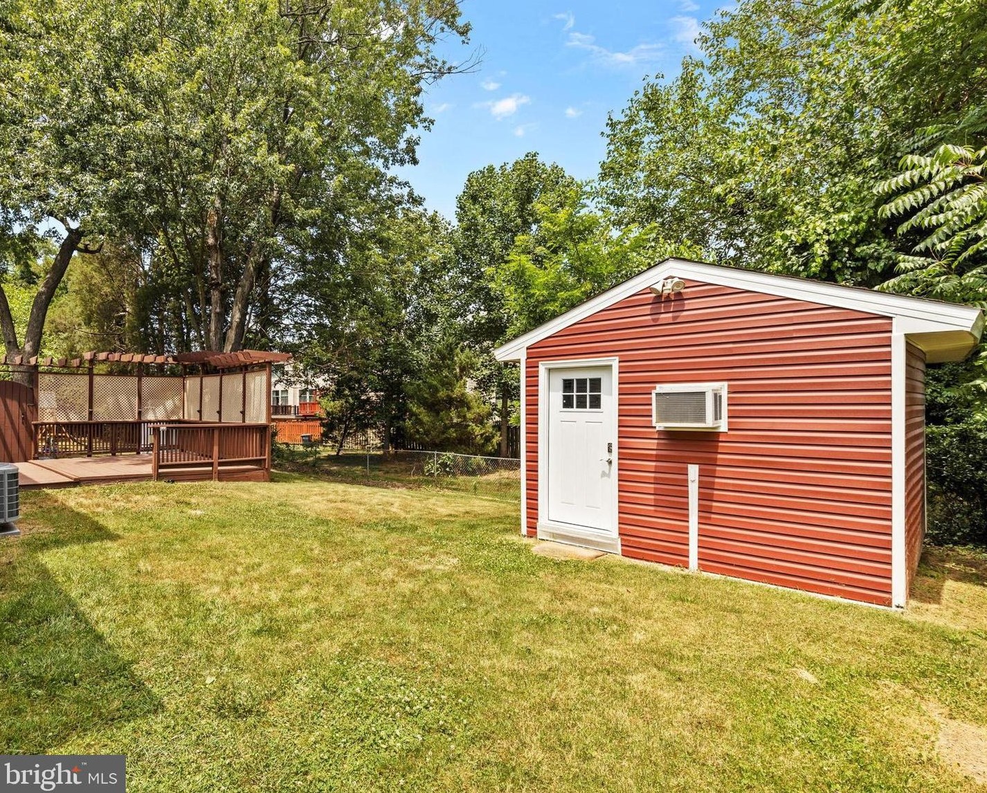 8201 Martha St, Alexandria VA  22309-3721 exterior