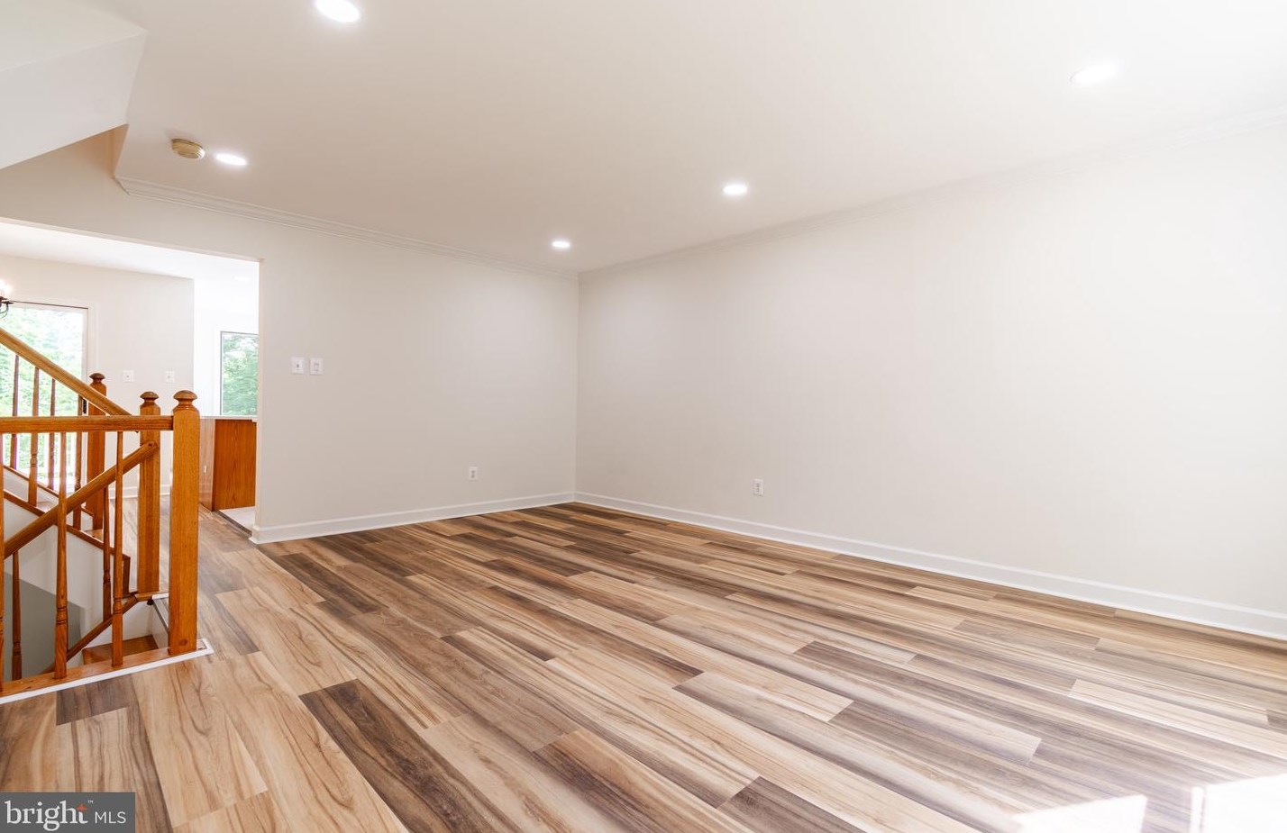 13825 Wakley Ct, Centreville VA  20121-3075 exterior