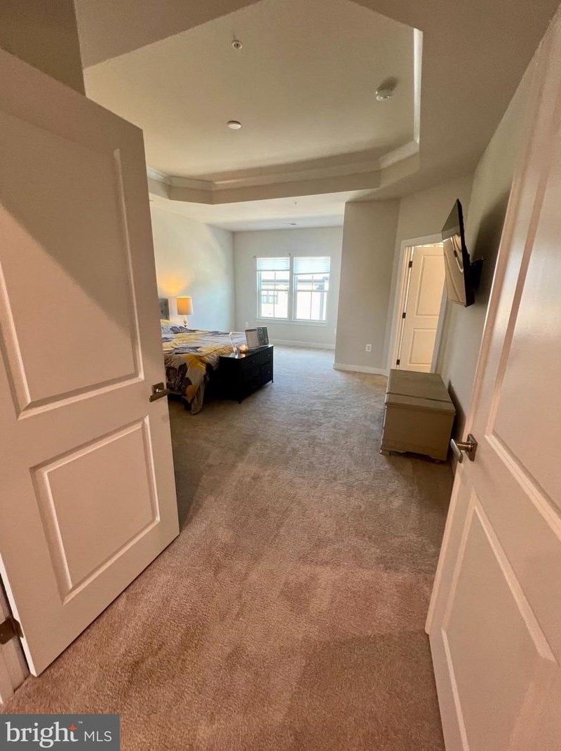 14077 Sunrise Vly Dr, Herndon VA 20191-3301 exterior